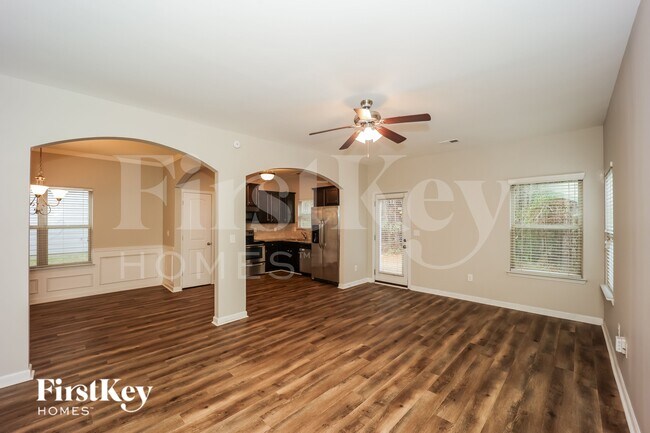 4693 Raven Wood Loop in Union City, GA - Building Photo - Building Photo