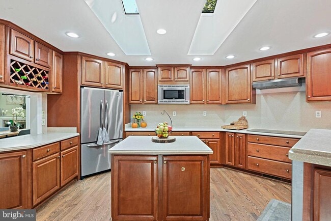 2918 Glenvale Dr in Fairfax, VA - Building Photo - Building Photo