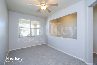 4981 E Kyanite Rd in San Tan Valley, AZ - Foto de edificio - Building Photo