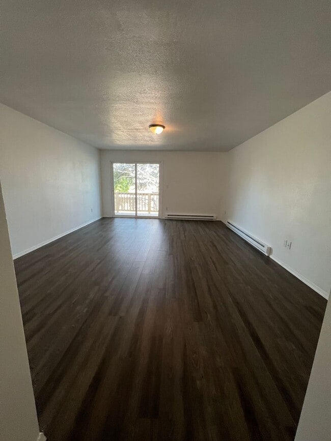 property at 1912 Dawn Ct