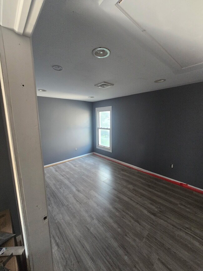 169 Hawley St, Unit Upstairs