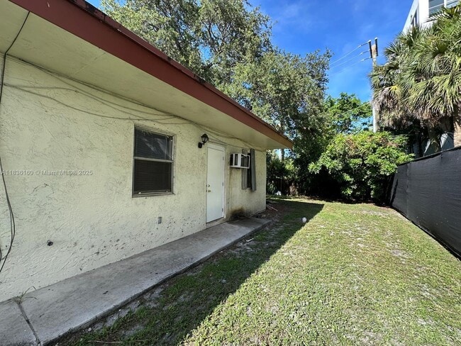 616 NW 4th Ave in Fort Lauderdale, FL - Building Photo - Building Photo