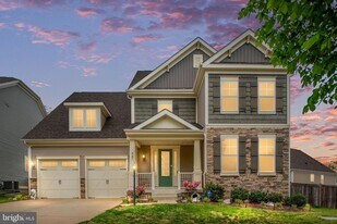 547 Apricot St in Stafford, VA - Building Photo