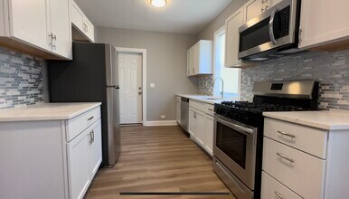 10610 S La Salle St in Chicago, IL - Building Photo - Building Photo