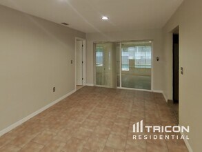 1601 Gulf Rd in Tarpon Springs, FL - Building Photo - Building Photo