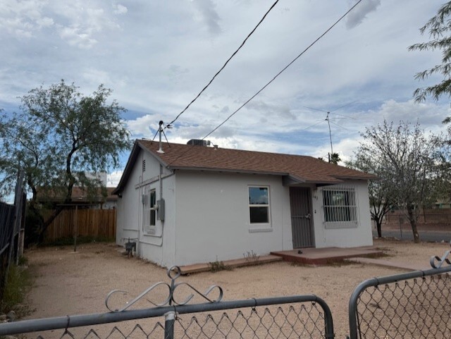 243 E President St in Tucson, AZ - Building Photo