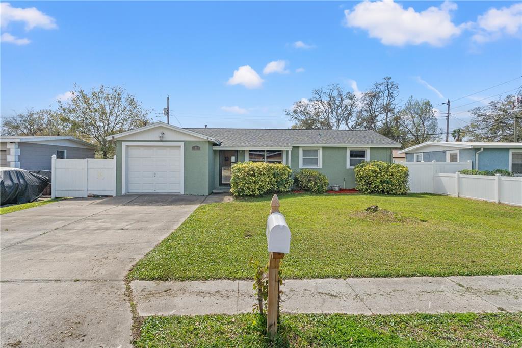 5980 86th Ave in Pinellas Park, FL - Building Photo