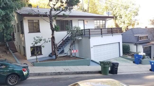 property at 3915 Big Oak Dr