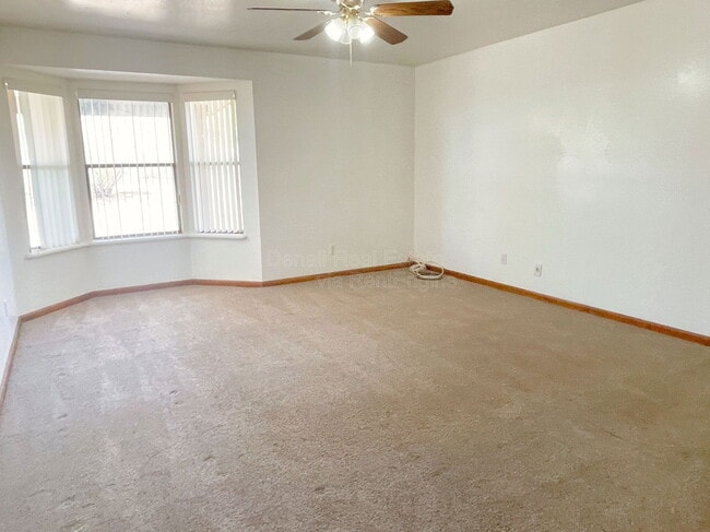 35424 N 15th Ave in Phoenix, AZ - Building Photo - Building Photo