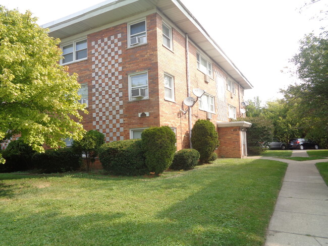 property at 10911 S Lloyd Dr