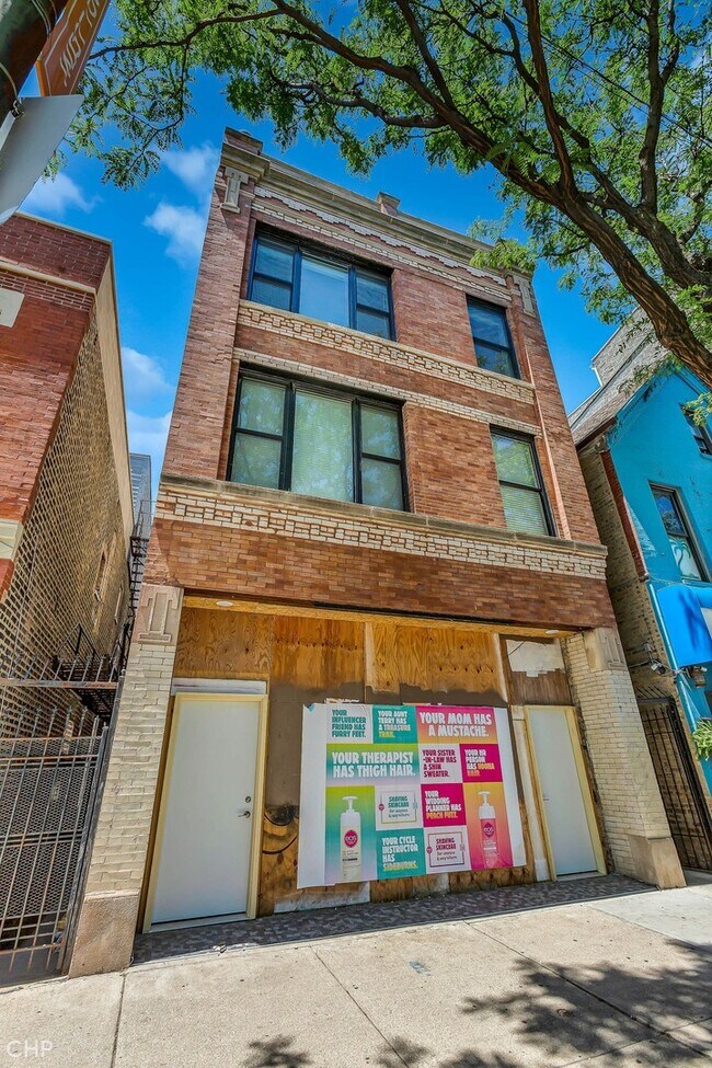 1022 N Ashland Ave-Unit -2 in Chicago, IL - Building Photo - Building Photo