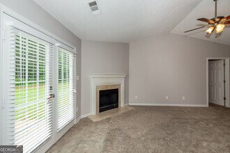 70 Savoy Park Dr in Covington, GA - Building Photo - Building Photo