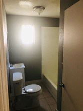 547 W 28th St-Unit -7 in Jacksonville, FL - Building Photo - Building Photo