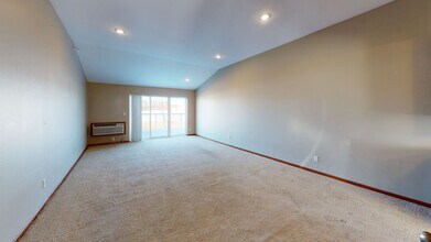 2820 15th Ave NW in Minot, ND - Building Photo - Building Photo