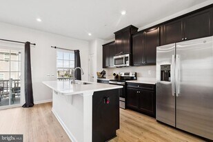274 Dr Andrews Way in Indian Head, MD - Building Photo