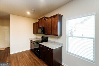 243 Augusta Woods Dr in Villa Rica, GA - Building Photo - Building Photo