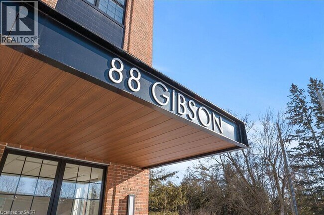 88 Gibson St in North Dumfries, ON - Building Photo - Building Photo