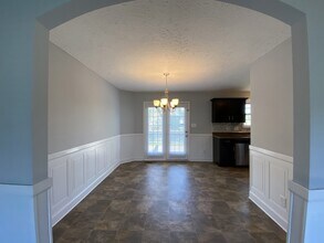 548 Magnolia Dr in Clarksville, TN - Building Photo - Building Photo