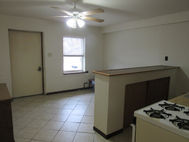 4537 Piedmont Rd in Huntington, WV - Foto de edificio - Building Photo