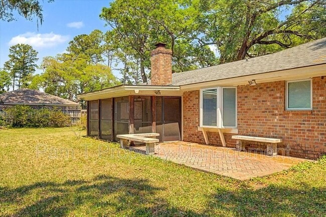 211 Hillary Rd in Savannah, GA - Building Photo - Building Photo