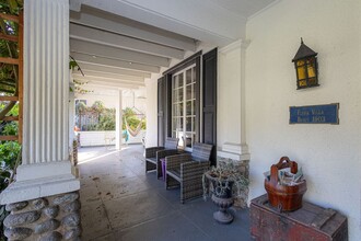 2139 El Molino Ave in Altadena, CA - Building Photo - Building Photo