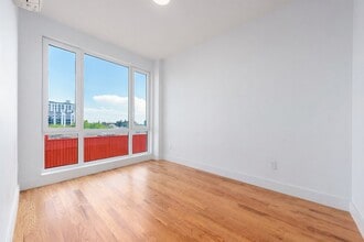 2715 Fulton St in Brooklyn, NY - Building Photo - Building Photo