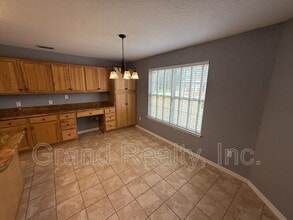 2096 Andorra St in Navarre, FL - Building Photo - Building Photo