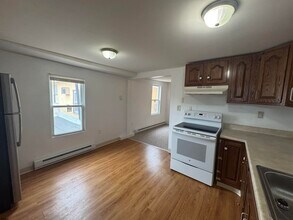 2312 Arctic Ave in Atlantic City, NJ - Foto de edificio - Building Photo