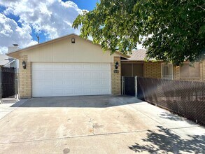 1978 Detroit Ave in Kingman, AZ - Building Photo - Building Photo