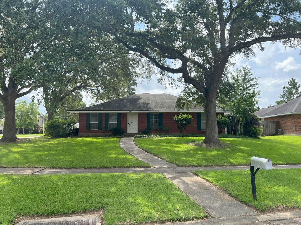 642 Barrosa Way in Baton Rouge, LA - Building Photo
