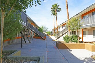 Corona del Sol in Las Vegas, NV - Building Photo - Building Photo