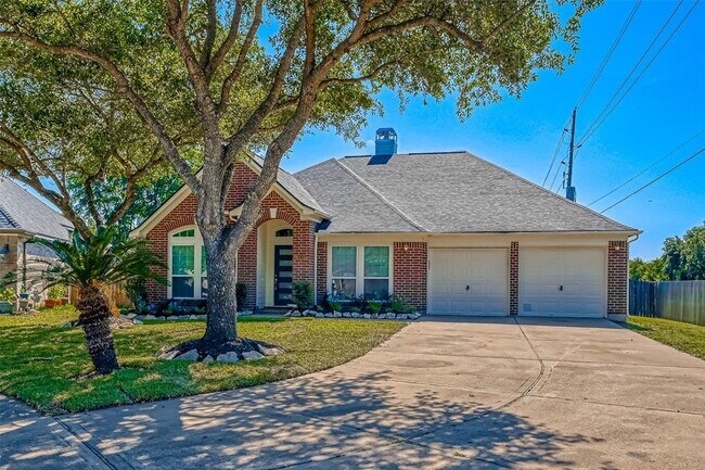 property at 6215 Suncrest Ct