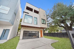 1704 Tabor St in Houston, TX - Building Photo