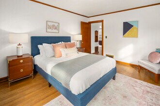 711 N 68th St in Seattle, WA - Building Photo - Building Photo