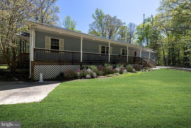 4370 Elizabeth Dr in Waldorf, MD - Building Photo - Building Photo
