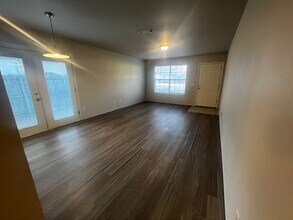 1673-1675 Evalyn Cir in Fayetteville, AR - Building Photo - Building Photo