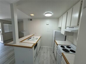 26172 Sanz, B213 in Mission Viejo, CA - Building Photo - Building Photo