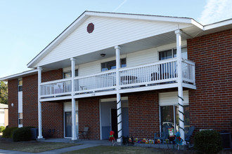 Georgian Apartments in Rincon, GA - Foto de edificio - Building Photo