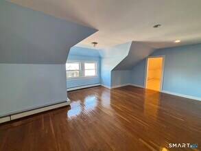 358 Park Ave in Bridgeport, CT - Building Photo - Building Photo