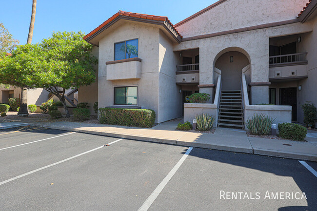 9465 N 92nd St in Scottsdale, AZ - Foto de edificio - Building Photo