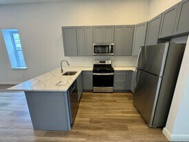 322 Vine St in Camden, NJ - Building Photo