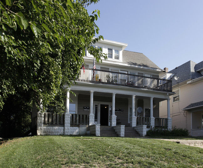 3016 Mason St in Omaha, NE - Foto de edificio - Building Photo
