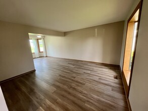 2262 Highfield Ln in Aurora, IL - Building Photo - Building Photo