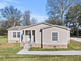 20051 Huntsville Brownsferry Rd in Tanner, AL - Building Photo