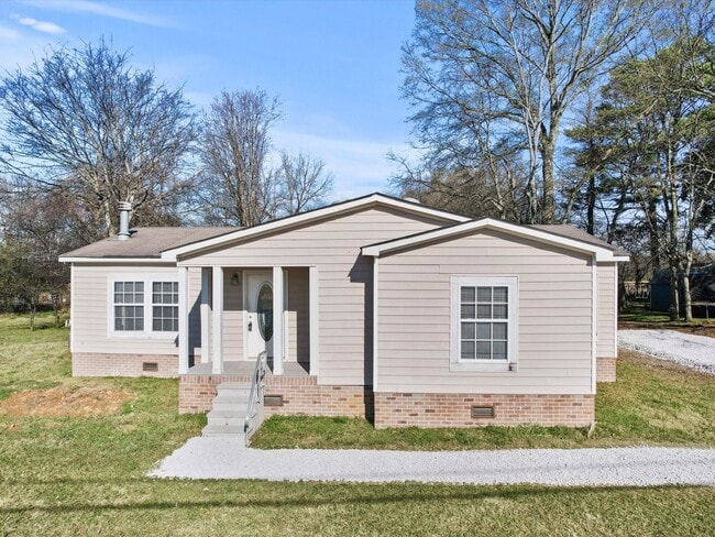 property at 20051 Huntsville Brownsferry Rd