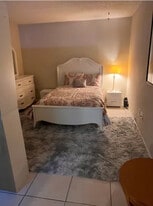 7914 Segovia St, Unit 5 in Orlando, FL - Building Photo