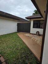 2931 SW 135th Ave in Miami, FL - Building Photo