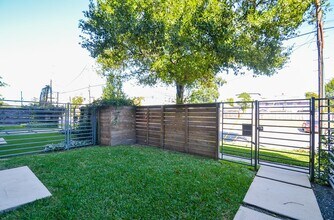 1522 Blodgett St in Houston, TX - Building Photo - Building Photo