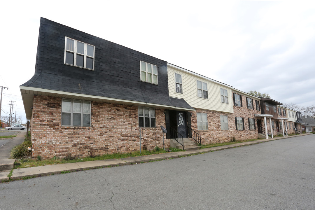 The Finley Downtown in Searcy, AR - Building Photo