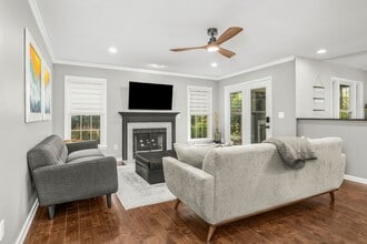 201 St Regis Ln in Kernersville, NC - Building Photo - Building Photo